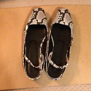 M Gemi Black Grey Snakeskin Leather Sling Back Square Toe Flats size 39 (8.5)